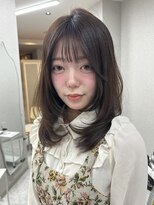 天神美容室&nbsp;ミディアムレイヤーカットハッシュカットグレージュ