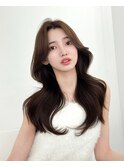 韓国ヘア　レイヤー　顔まわり