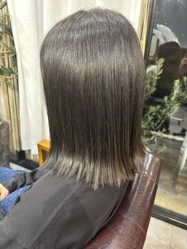 レイリー(LAiLy) ダークアッシュストレート