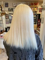 ヘア メイク ココ(hair make coco)&nbsp;ブリーチ２回でつくるホワイトカラー★