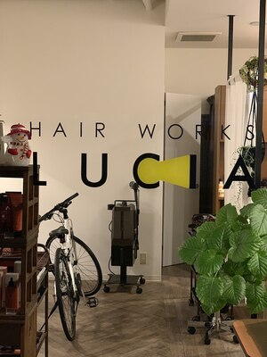 ヘアワークスルシア(HAIR WORKS LUCIA)