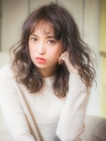 ルミナ オーガニックヘアー(LU3NA organic hair) ふんわり柔らかい動きを加えた色気ウェーブで大人可愛く