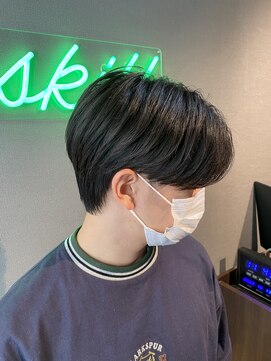 スキル(SKILL) 刈り上げないセンターパート