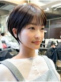 前髪ありひし形ショートヘア/小顔ショートボブ/30代40代50代