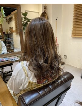 チリンバイロストシティー(Chillin by LOSTCITY) グレーベージュハイライト