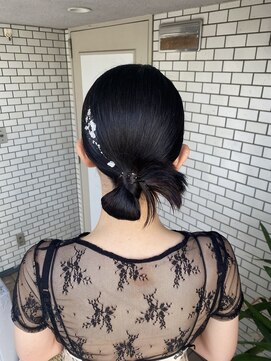 フェリーチェ(Felice) カチモリ タイトアレンジ 韓国ヘア 参列ヘア
