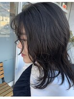 クオリア(Quaria)&nbsp;前髪、顔まわりにしっかりウェーブ