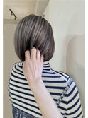 ベースに溶けこむ細かめハイライト