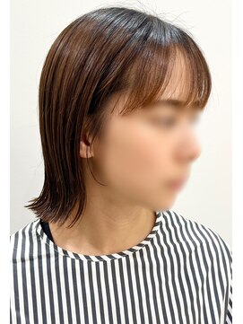 モリオフロムロンドン 松戸店(Morio from London) 【松戸店　アイダ】外ハネボブあご下ボブラインボブ