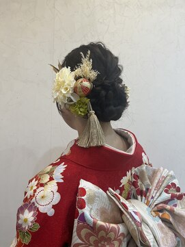 ニューカンヌ 美容室 成人式ヘアセット