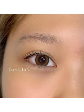 つみき+ まつ毛パーマ