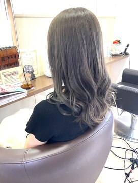 コアフィールフィス(COIFFURE fils) 【見附　今町】マットベージュ　M3D 髪質改善