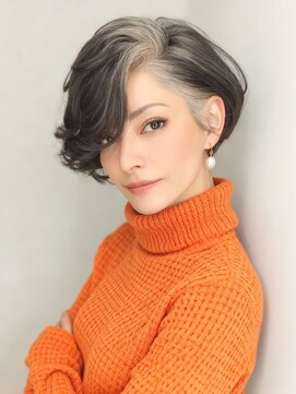 マリブ Malibu 【グレイスショート】ホワイトグレージュ×アシンメトリバランス