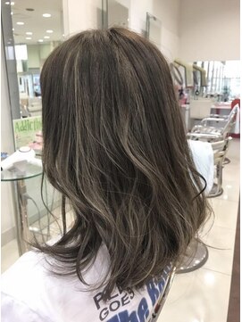 イン東京 米沢店 ナチュラルハイライト