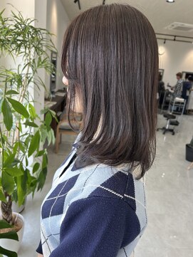 エミュ(emu.) 赤みが気になる方に◎やわらかグレージュ