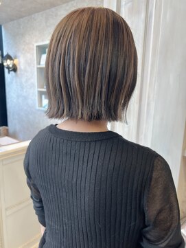 キャアリー(Caary) 福山市美容室Caaryオシャレアンブレラカラーぱつんとボブ