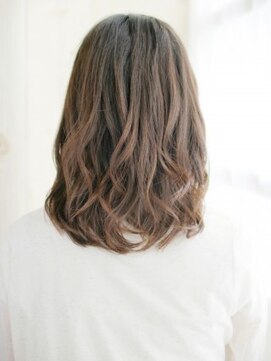 ナル 白山神社参道通り店(nalu) 透け感たっぷりミックスカールスタイル