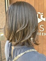 ケースプラスグリーン(CASE+GREEN)&nbsp;◎グレージュ×ボブ