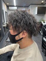 レベル 葛西店(LEVEL)&nbsp;ツイストスパイラルパーマ ツーブロック メンズカット 葛西