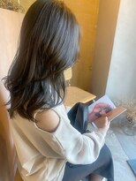 シー 岡崎(,SHE)&nbsp;重くないふんわりカールダークオリーブベージュ