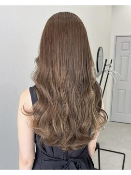 ソヨン 栄店(SOYON) 黒髪/グレーベージュ/レイヤーロング/前髪パーマ/髪質改善