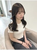 オリーブグレージュ