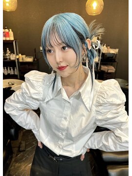 ディーン 名駅店(DEAN) ブリーチカラー ハイトーン ブロンド ポイントカラー イヤリング