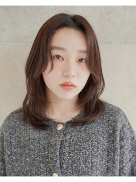 ビビディバビディブー(Bibbidi.bobbidi.boo) 前髪なし小顔ミディアムレイヤー