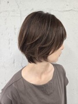 オウンバイジゼル(own by GiseL) 大人丸みショート×顔まわりレイヤー