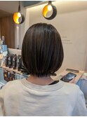 ショートボブ
