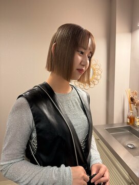 チャプター 問屋町(chapter) 髪質改善トリートメント切りっぱなしボブミルクティーブラウン