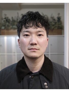 イーズ(e's) 大人のmen's perm《諸星》