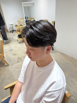 コレット 宇都宮(collet Gigi) センターパート ニュアンスパーマ フェザーパーマ