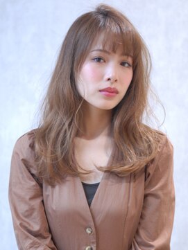 ラシェル パル ノエル(Laciel par Noel) ショートバングゆるふわセミディ