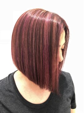 ステア ケース(stair case) 外国人風カラー×前下がりワンレンボブ