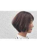ショートボブ
