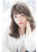 大人可愛いゆるふわミディアムボブ