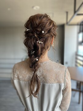 リバレッジ 広尾(Leverage) 編みおろしヘアセット