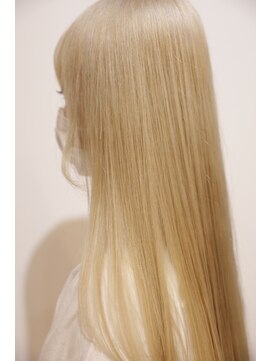 ナットナウ(NOT NOW) 20代30代40代大人可愛いつやハイトーンブロンドストレート