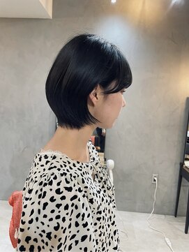 ベーシス(Basis) 大人　マッシュショート