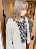 ミルクティーベージュ