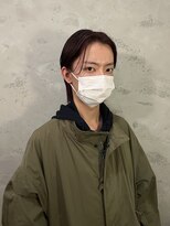 センターパートウルフ