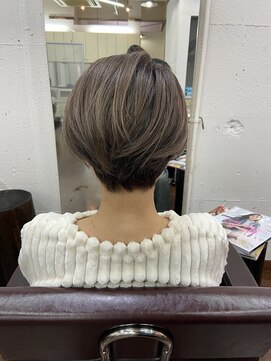 ヴォイス(voice) グレーヘア
