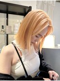 ミニボブ切りっぱなしボブぱつっとボブハイトーンペールオレンジ