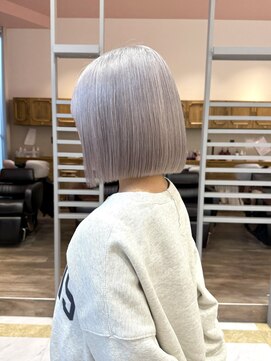 リー 梅田(Lee) シルバー/ブリーチ3回/プレミアムケアブリーチ/透明感カラー