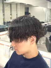レボ(Revo) シャドウパーマ