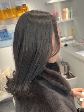 クエンチ(QUENCH) 地毛風グレージュ