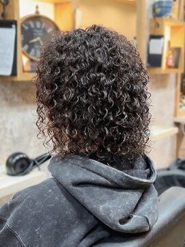 イエローコーン 金沢文庫店(YELLOW CORN) ハードスパイラルパーマ/パーマ女子/カーリーヘア/海外風パーマ