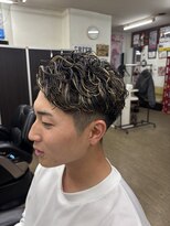 カットクラブ髪屋 ジャンキーズ(Junkey’s) メッシュ×パーマ