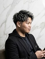 グレネイド(grenade)&nbsp;大人の色気＊ホワイトメッシュ×アップバング刈り上げショート